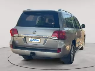 TOYOTA LANDCRUISER 2014