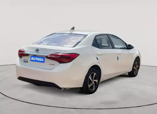 TOYOTA COROLLA 2018